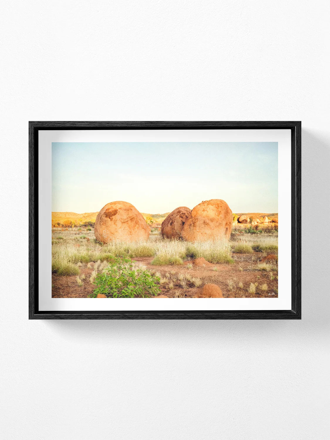 Sunrise over Karlu Karlu Devils Marbles