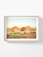 Sunrise over Karlu Karlu Devils Marbles